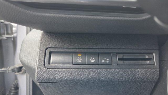 PEUGEOT 3008 BlueHDi 130 S&S EAT8 GT Pack PERMUTE UNICOPROPR.