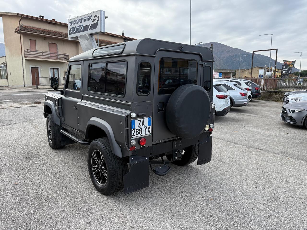 Land Rover Defender KHAN GPL