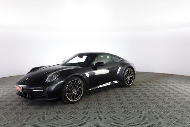 PORSCHE 911 911 Carrera 4