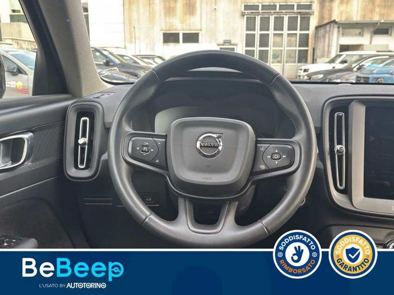 Volvo XC40 1.5 T3 MOMENTUM 163CV MY21