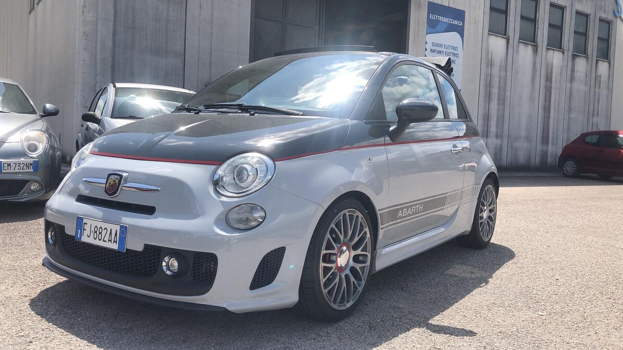 Abarth 500 C 1.4 Turbo T-Jet