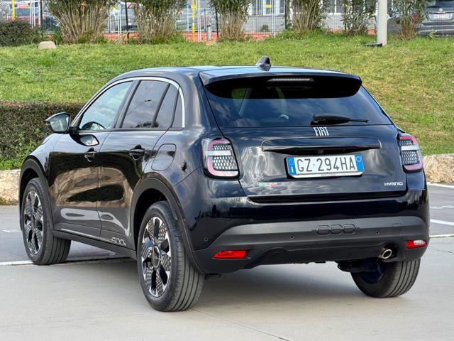 FIAT 600 HYBRID 110 CV DCT MHEV LA PRIMA+PELLE+18+LED