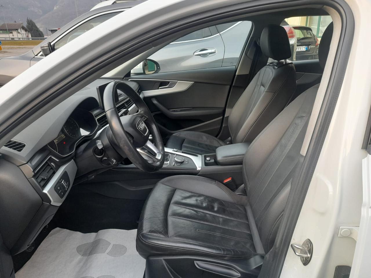 Audi A4 allroad 2.0 TDI Business Evolution