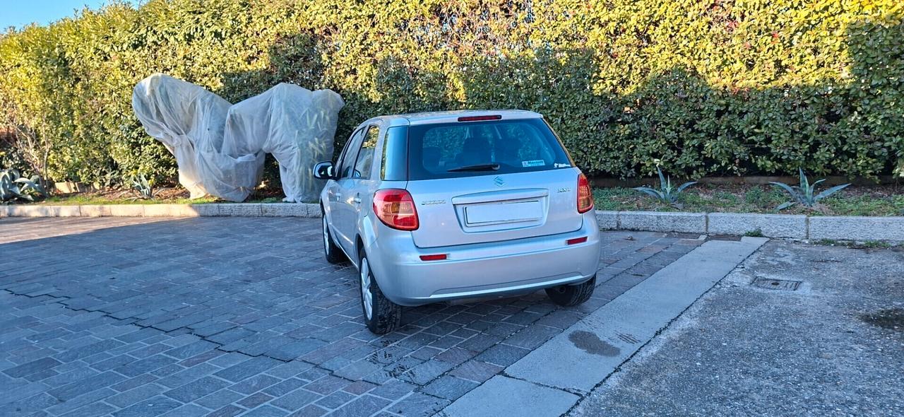 SUZUKI SX4 1.6 CON GPL UNICO PROPRIETARIO