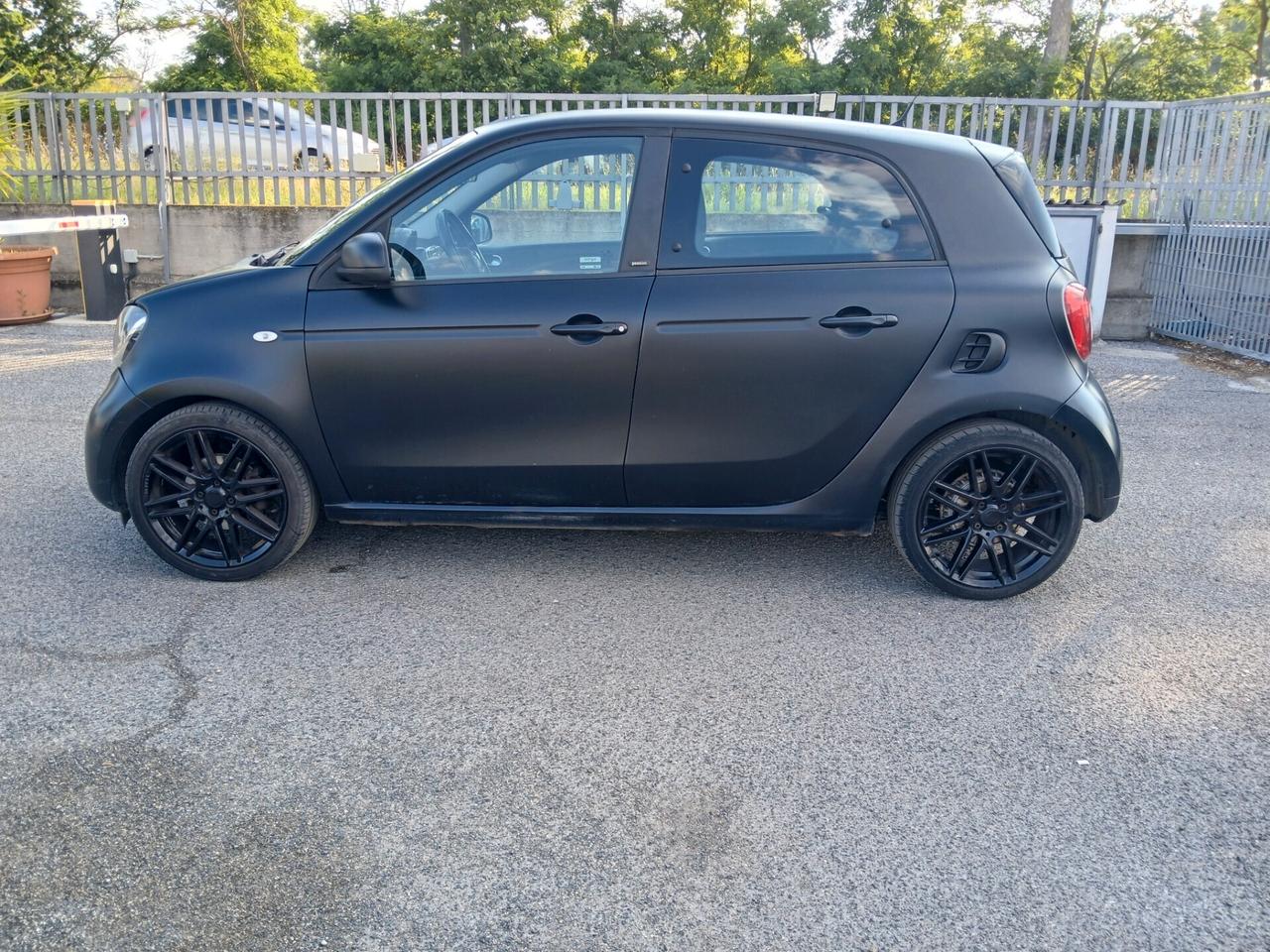 Smart forfour BRABUS 0.9 Turbo twinamic