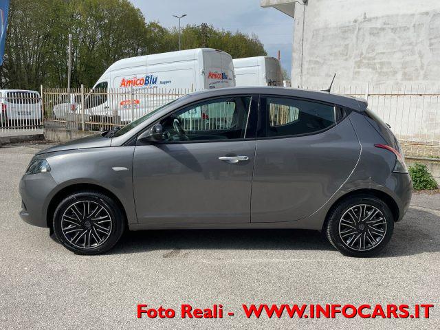 LANCIA Ypsilon 1.0 FireFly 5 porte S&S Hybrid Gold PROMO !