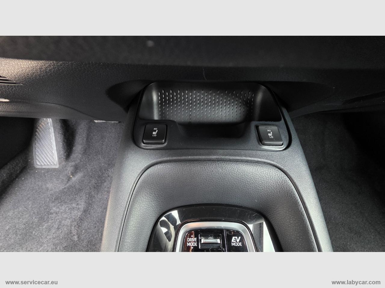 TOYOTA Corolla TS 1.8 Hybrid Style