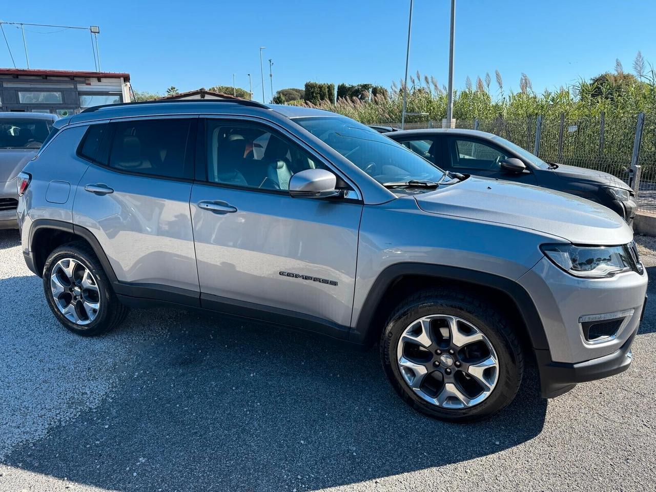 Jeep Compass 2.0 Multijet II aut. 4WD Limited Tetto navi pelle