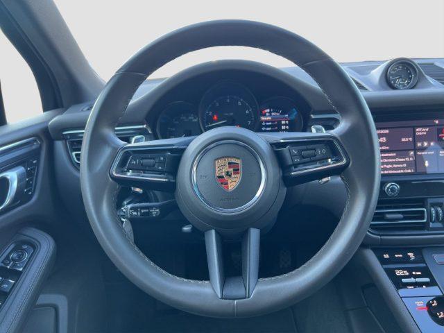PORSCHE Macan Macan 2.0