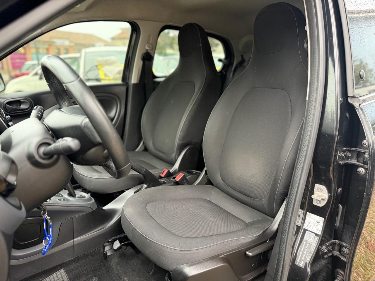 Smart ForFour 70 1.0 twinamic Passion NEOPATENTATI