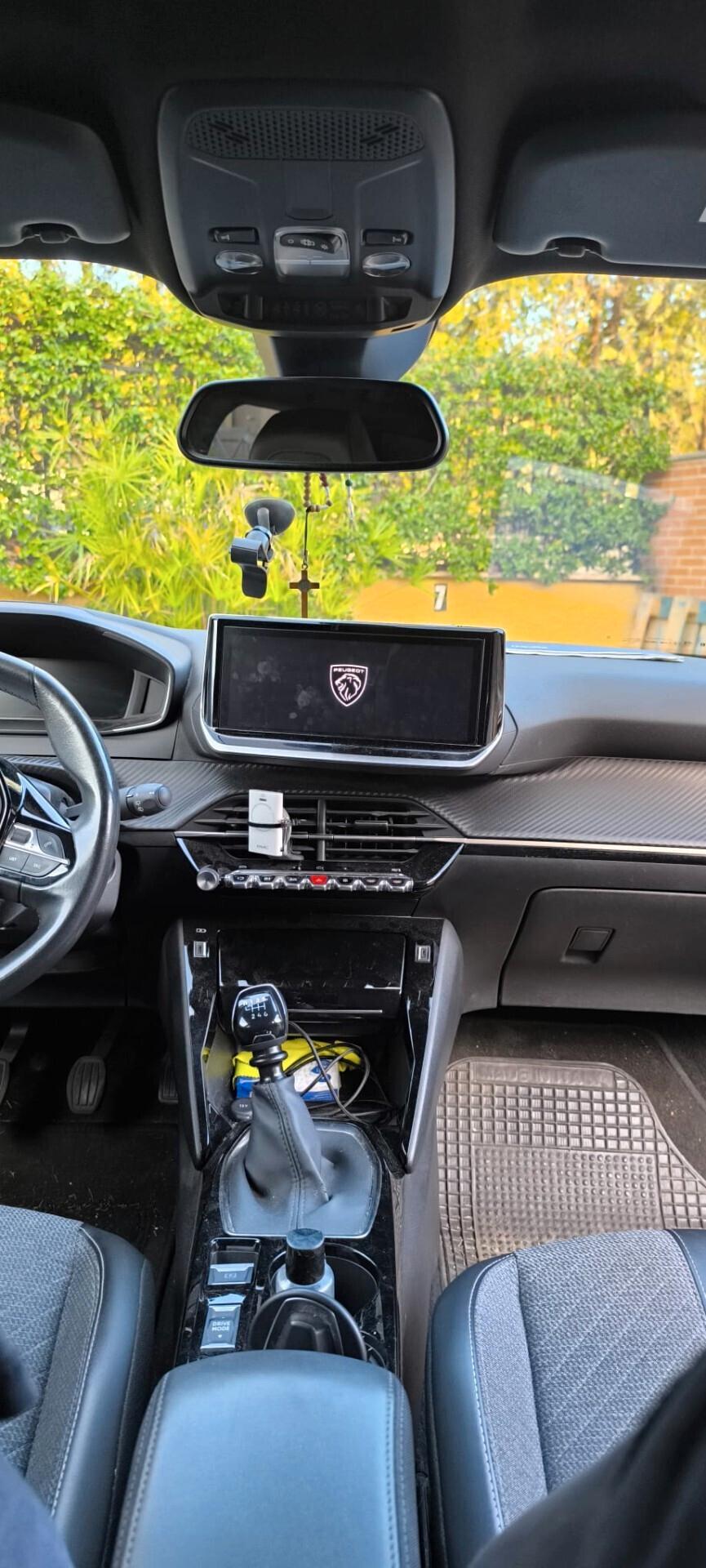 Peugeot 2008 full optional
