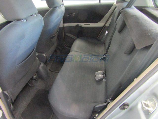 TOYOTA Yaris 1.0 5 porte - NEOPATENTATI