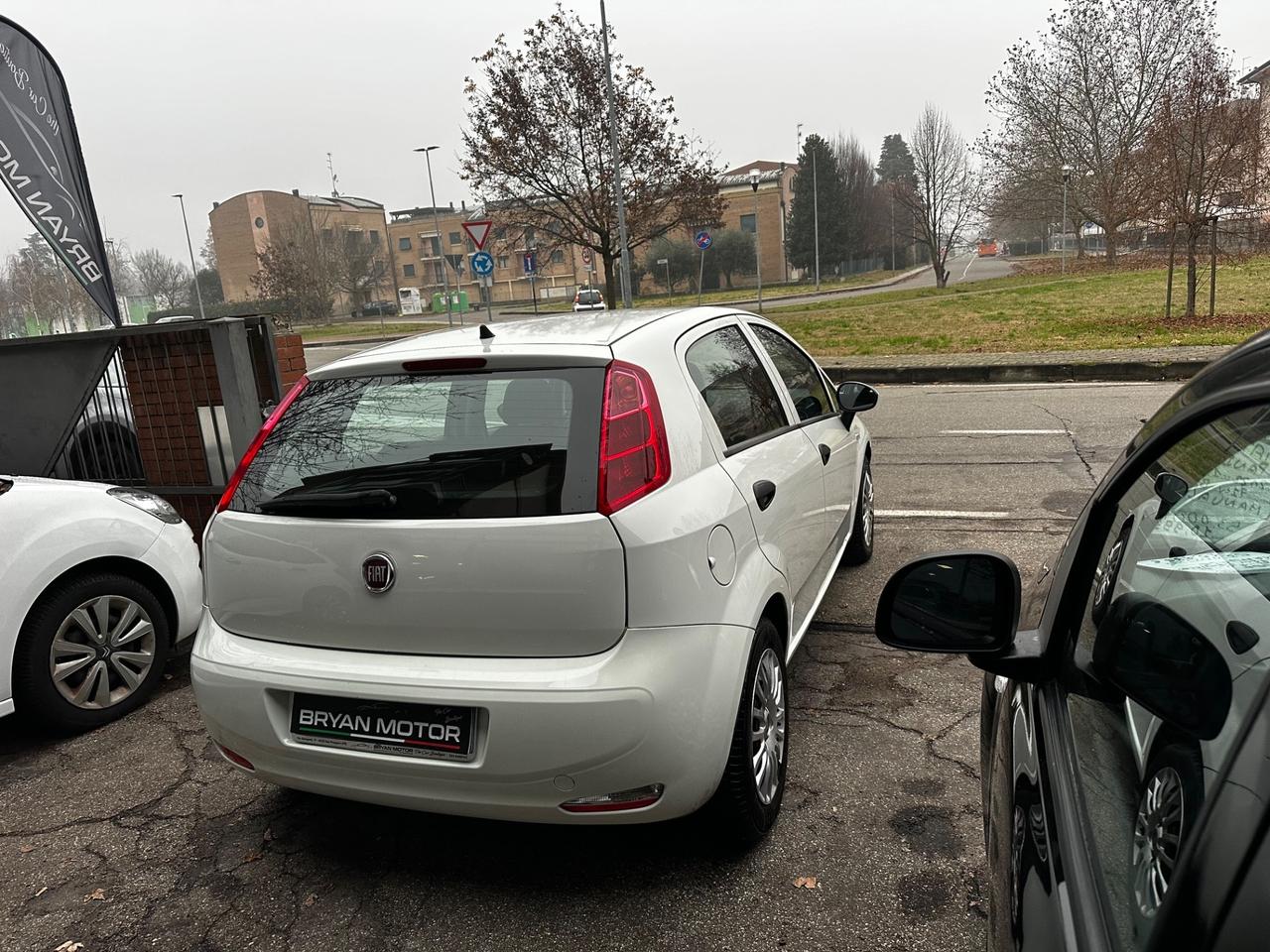 Fiat Punto 1.3 MJT II S&S 95 CV 5 porte Street