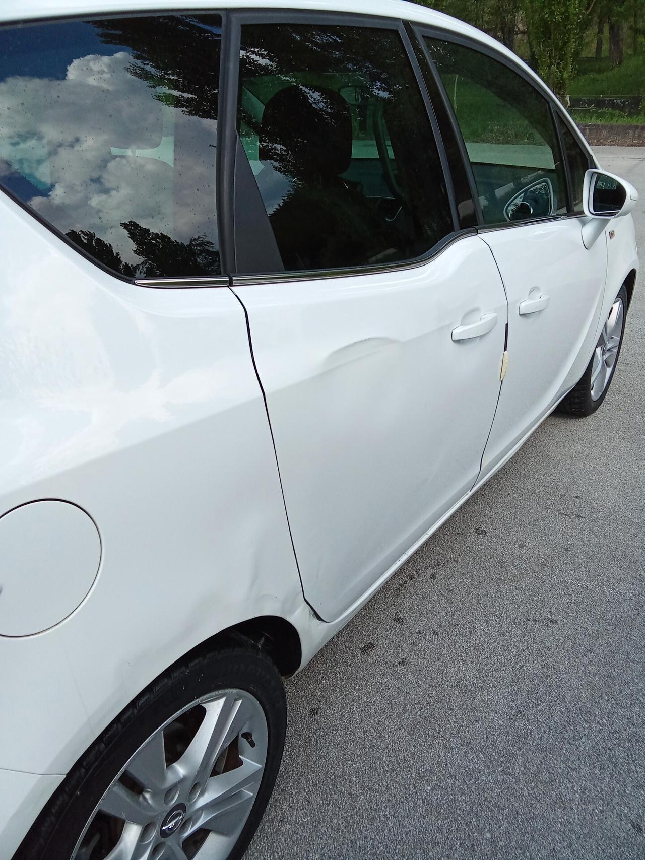 Opel Meriva 1.4 Turbo 120CV GPL 015 restyling