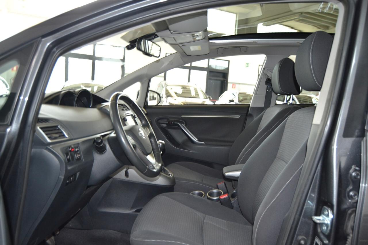 Toyota Verso 1.6 D-4D Style 7Posti/Navi/Tetto/Cruise