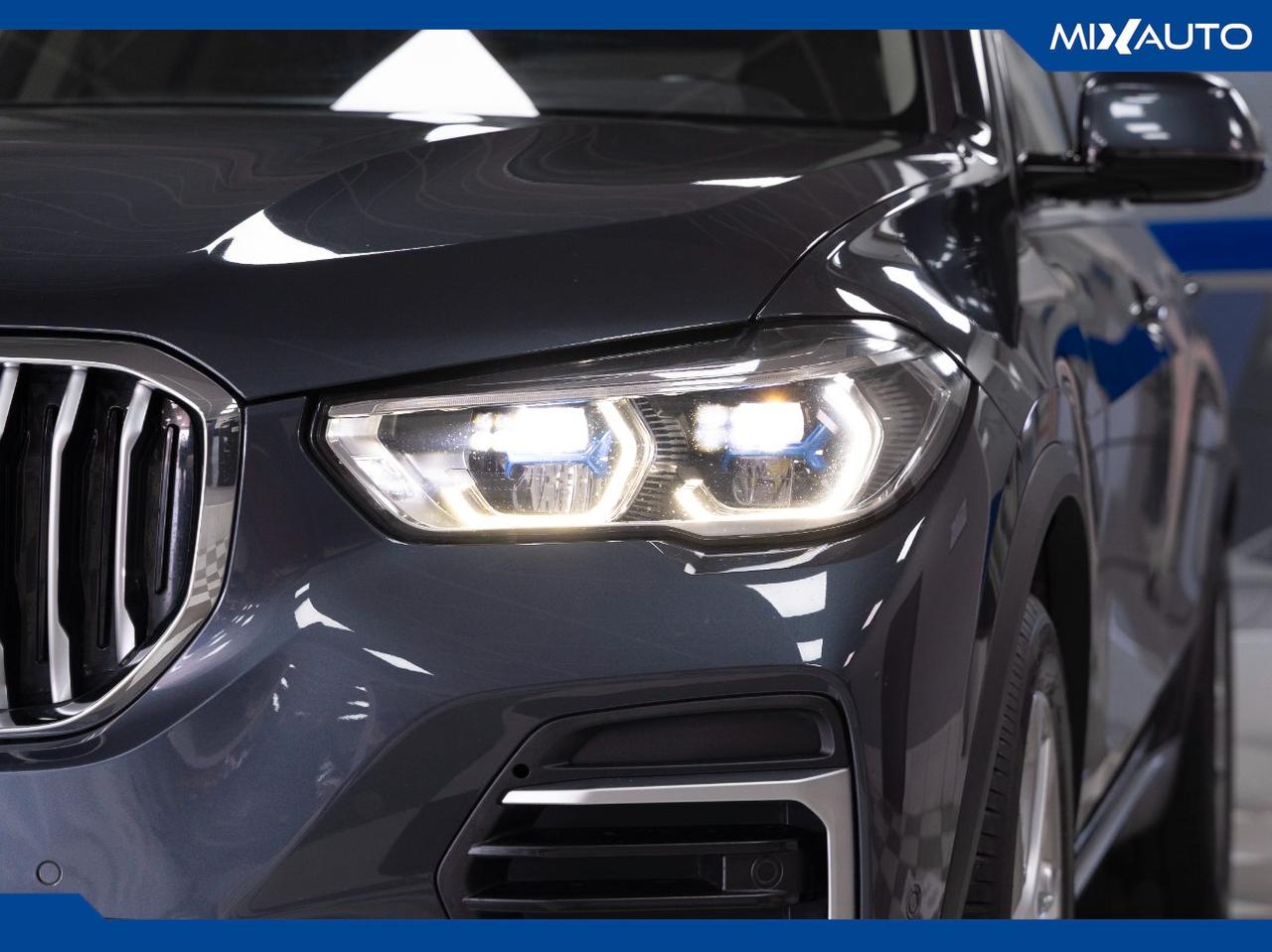 BMW X5 xDrive30d MHEV 48V xLine Auto