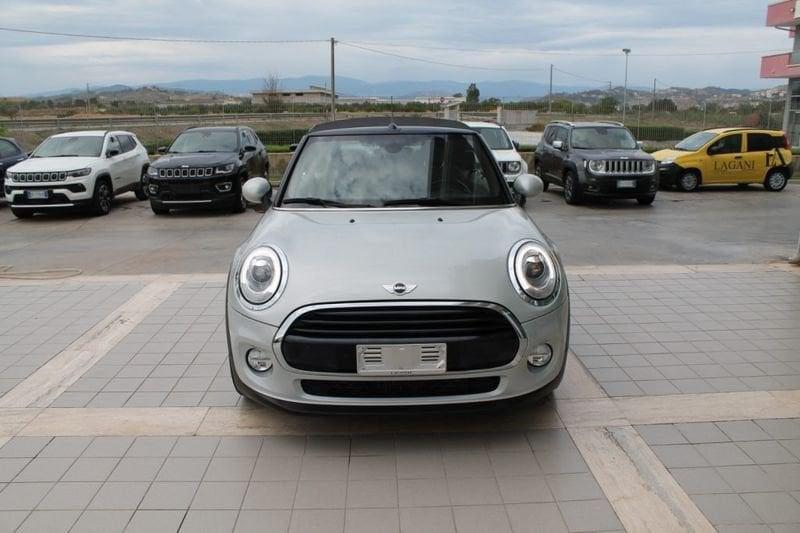 MINI Mini 1.5 Cooper D Cabrio