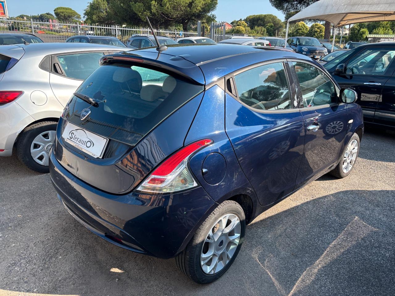 Lancia Ypsilon 1.2 69 CV 5 porte Gold