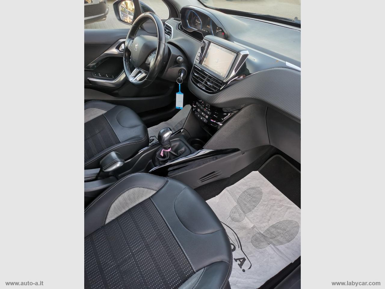 PEUGEOT 2008 PureTech 82 Allure
