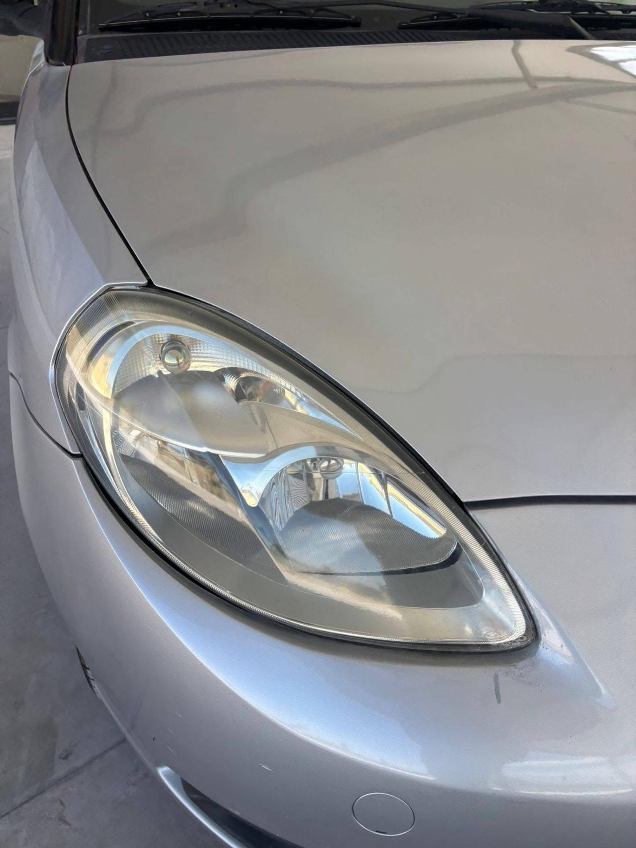 Lancia Ypsilon 1.2 70 Cv
