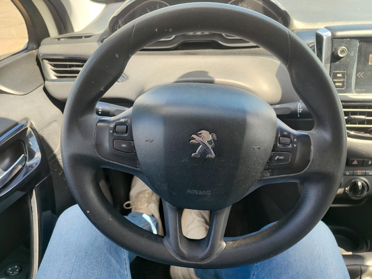 Peugeot 208 BlueHDi 75 5 porte Allure