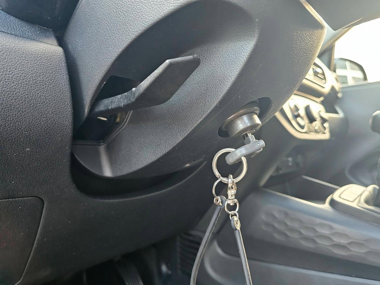 HYUNDAI 1.0 MPI 67CV TECH CONNECT PACK FULL