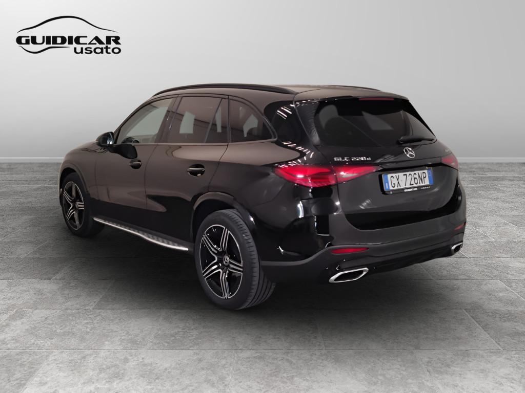 Mercedes-Benz GLC - X254 - GLC 220 d AMG Line Advanced 4matic auto