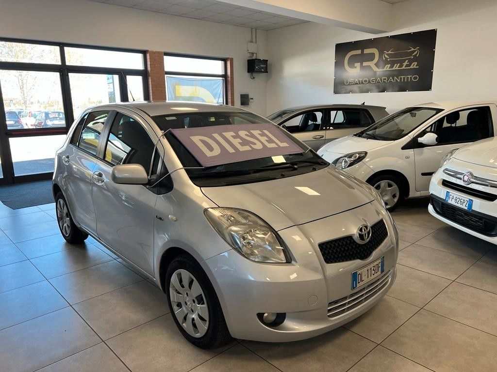 Toyota Yaris 1.4 D-4D 5 PORTE SOL 2007