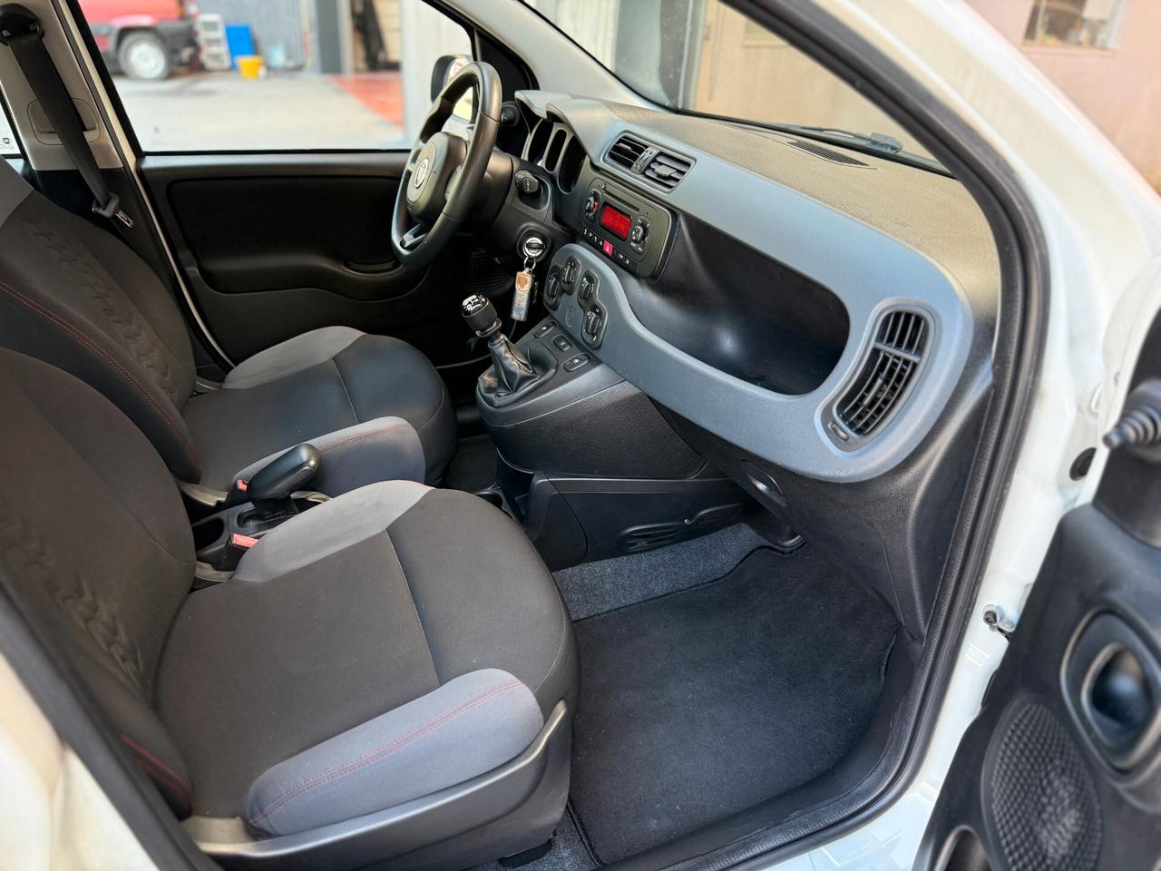 FIAT PANDA 1.2 EASY 5 POSTI 69CV