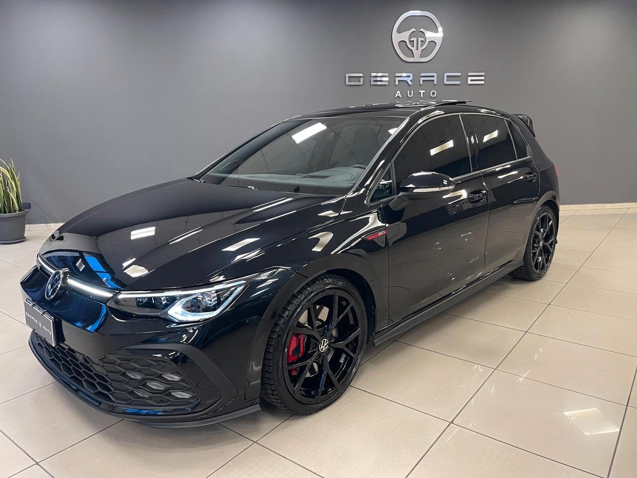 Volkswagen Golf 8 GTI 2.0 TSI 245cv DSG
