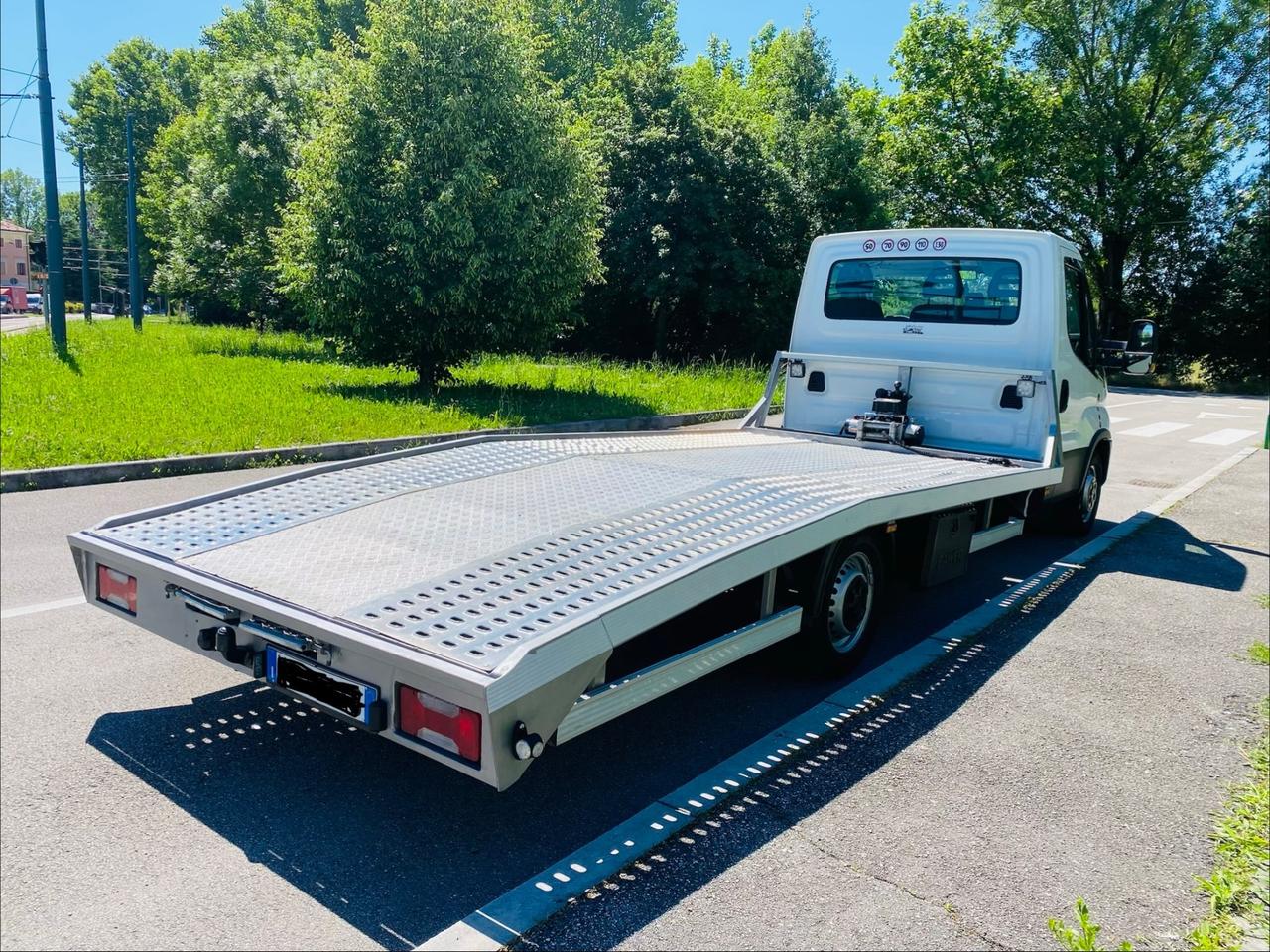 Iveco Daily 3.0diesel carroattrezzi 2021