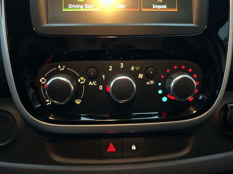 Renault Trafic Trafic T29 2.0 dCi 120CV PL-TN Furgone Ice Plus iva inclusa