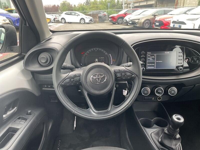 Toyota Aygo X 1.0 VVT-i 72 CV 5 porte Active IVA INCLUSA