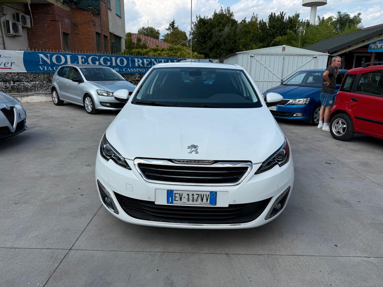 308 1.6 DIESEL 2014 197.000KM-FULL OPTIONAL