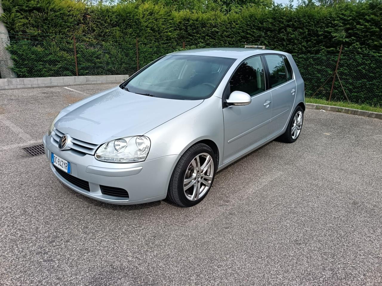 Volkswagen Golf 1.9 TDI 5p. Sportline
