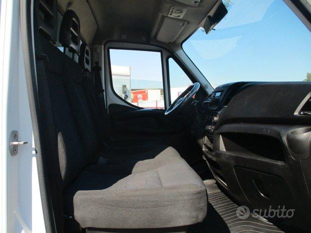 Iveco Daily 35C15 3000 150CV GANCI CARNE+BRACCIO G
