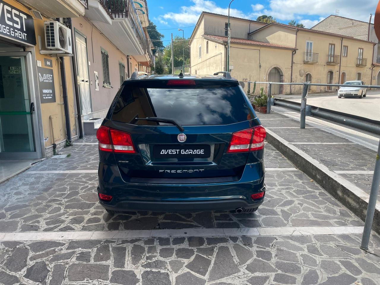 Fiat Freemont 2.0 Mjt 170 CV 4x4 aut. Black Code