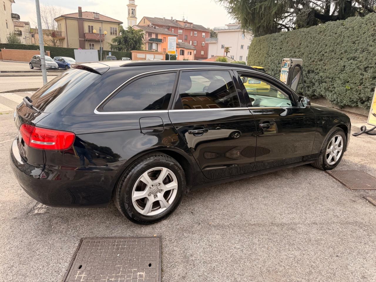 Audi A4 2.0TDI 143cv NEOPATENTATI EURO5