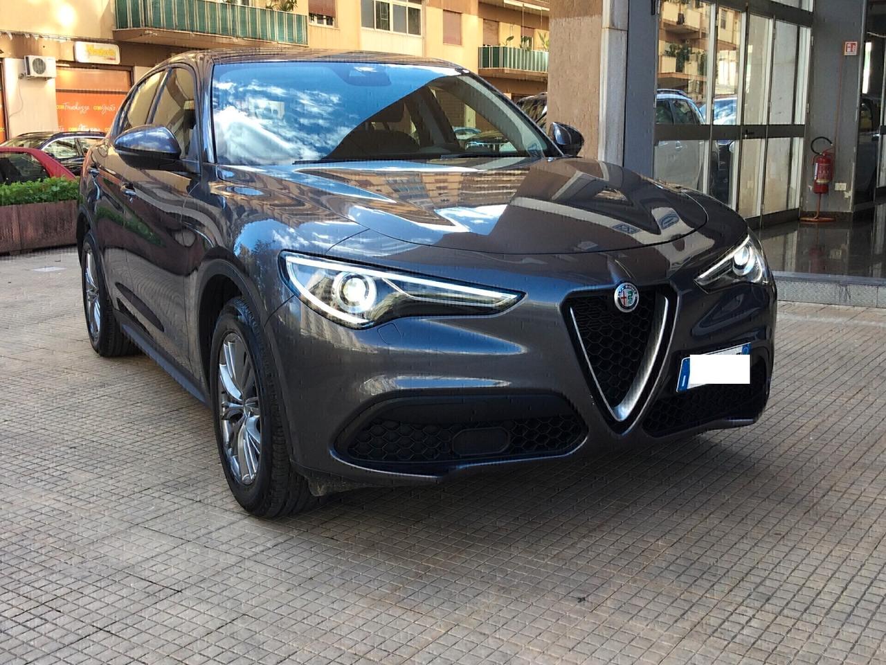 Alfa Romeo Stelvio 2.2 Turbodiesel 160 CV AT8 RWD Business