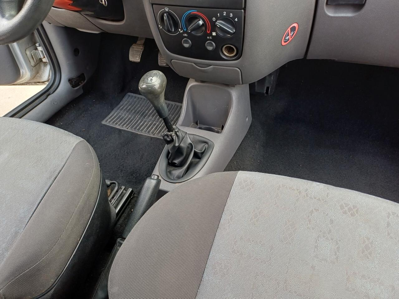 Ford Fiesta 1.1 5 porte