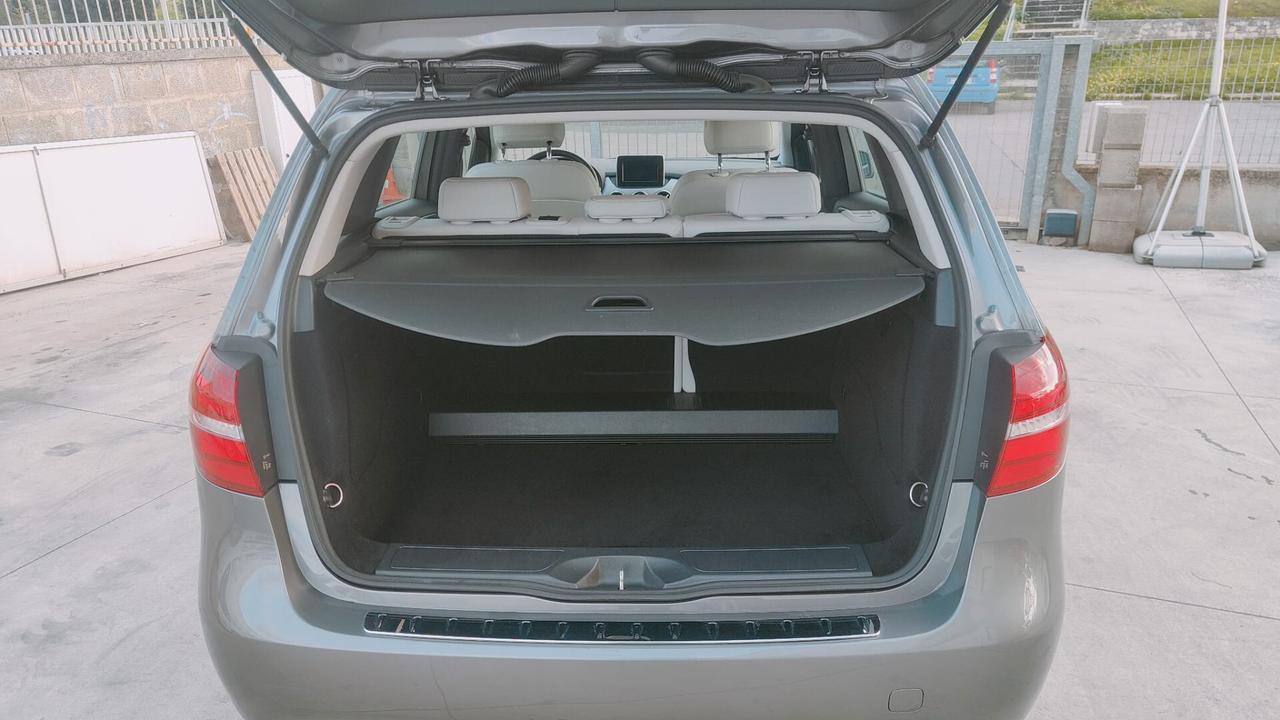 Mercedes-benz B 180 d Automatic Sport