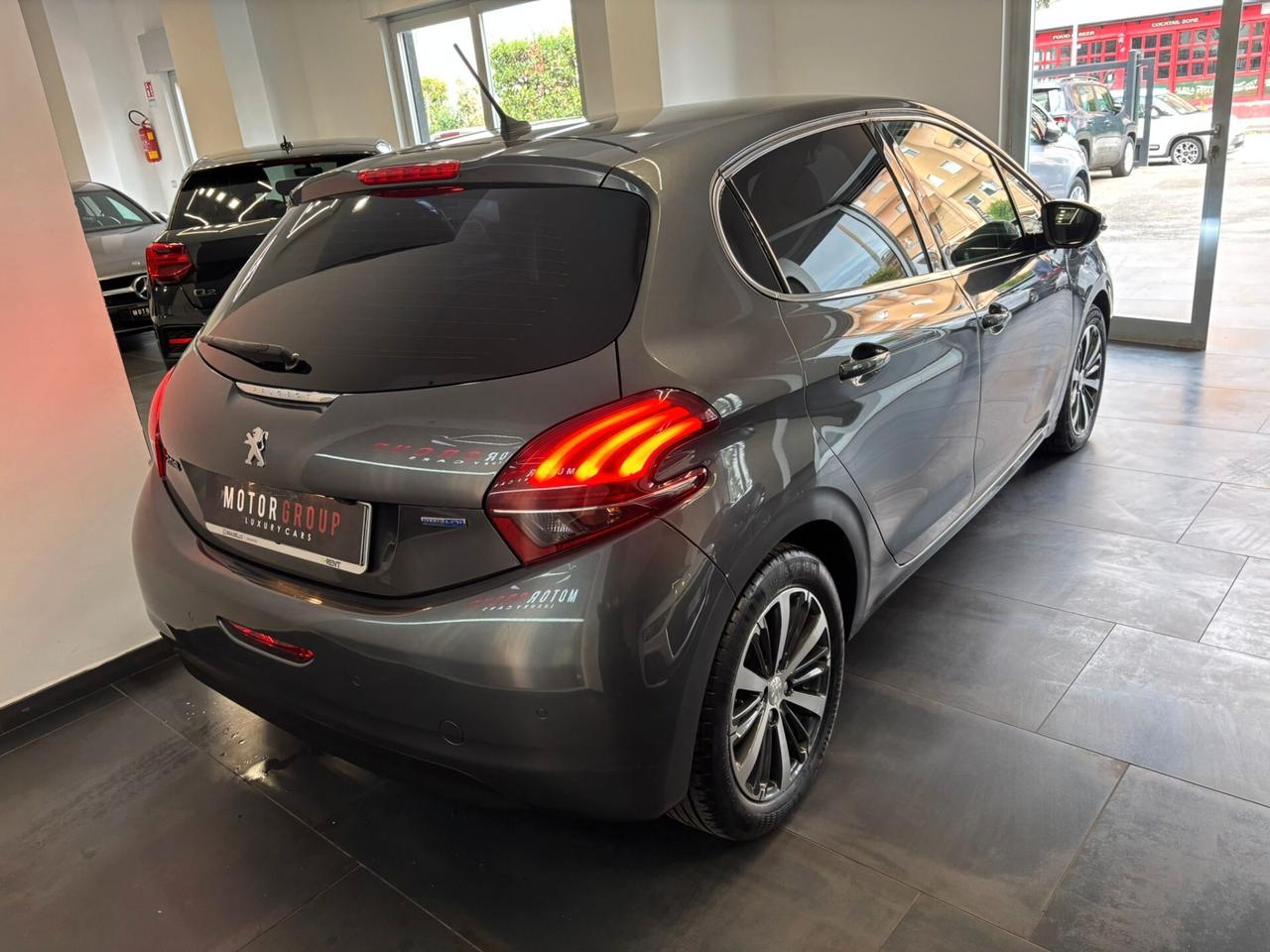 Peugeot 208 1.5 BlueHDi 75 5 porte Allure
