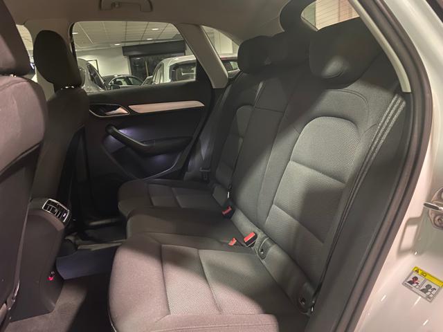 AUDI Q3 2.0 TDI 150 CV Business