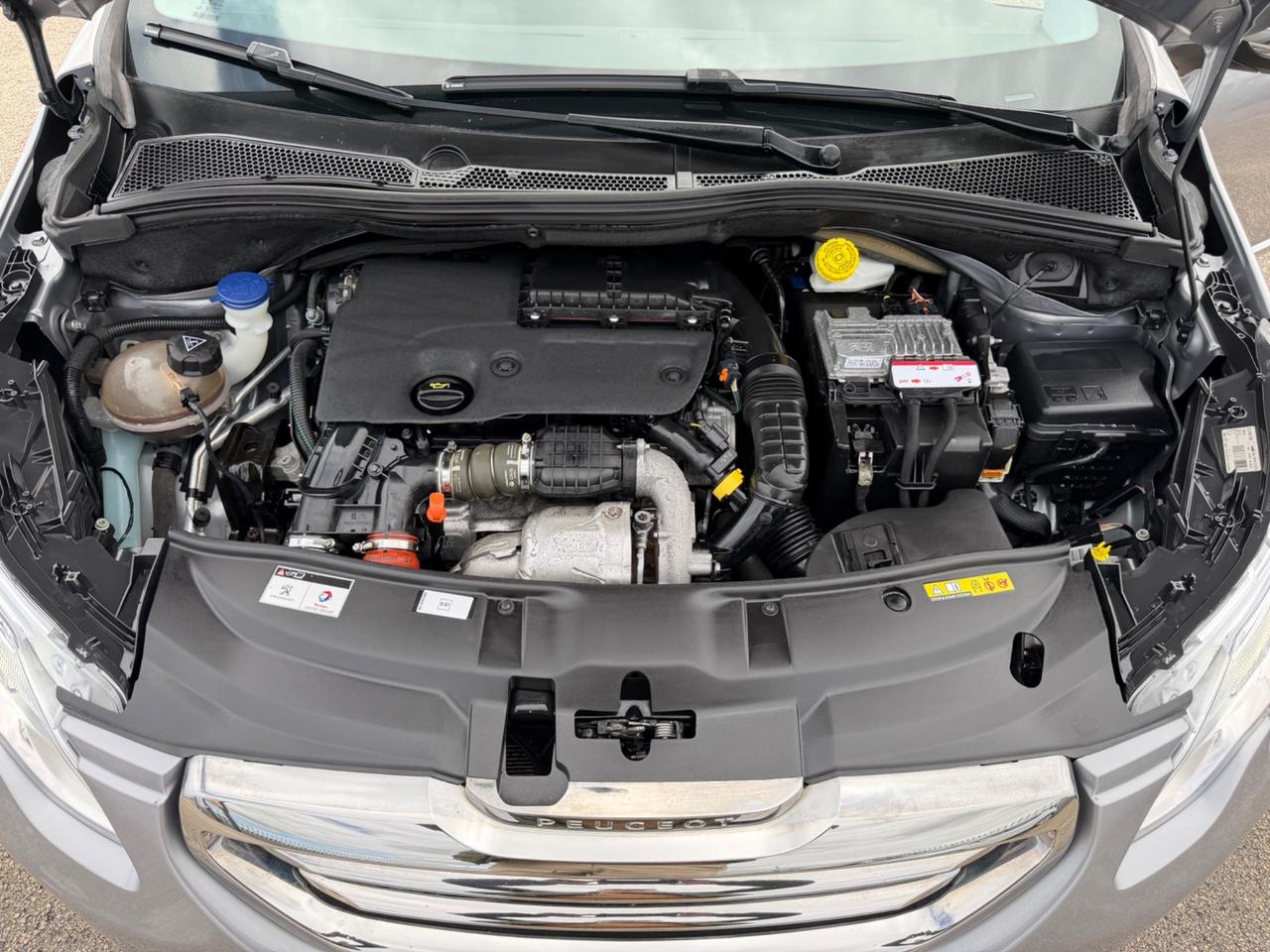 PEUGEOT 2008 1.6 HDI 120CV ALLURE FULL LED MY16