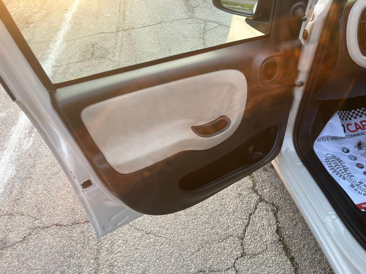 Fiat Panda 1.2 EasyPower Lounge Unipro 2015