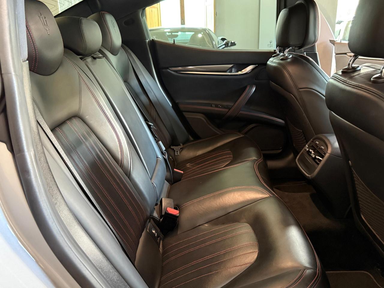 Maserati Ghibli V6 430 CV SQ4 Granlusso