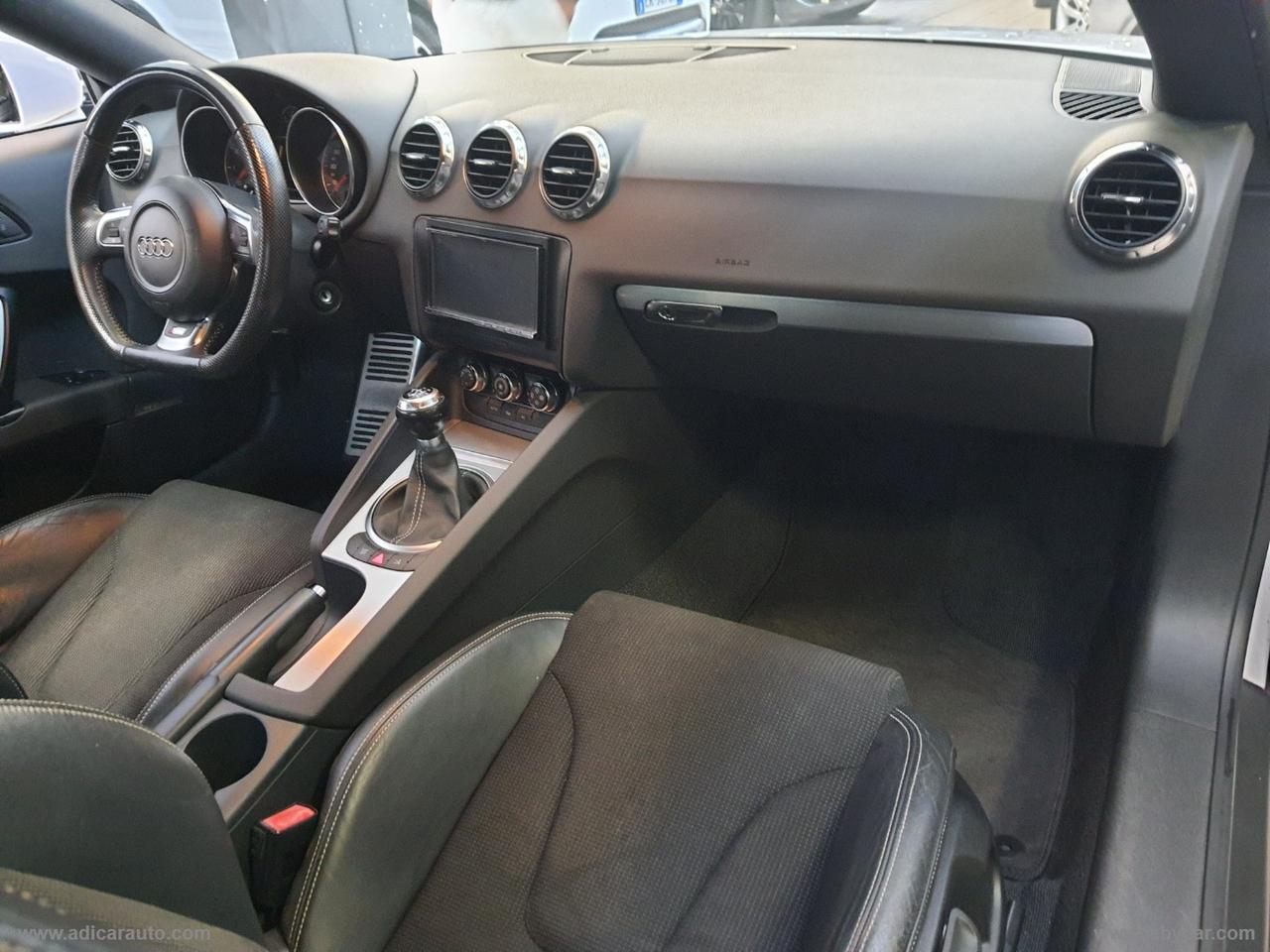 AUDI TT Coupé 2.0 TFSI S-line