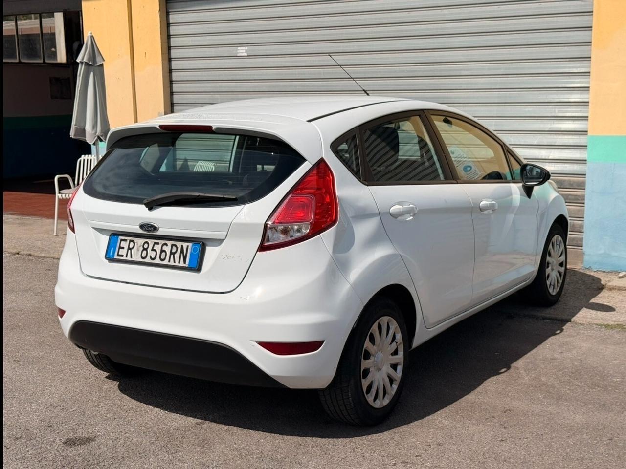 Ford Fiesta 1.0 80CV 5 porte Titanium
