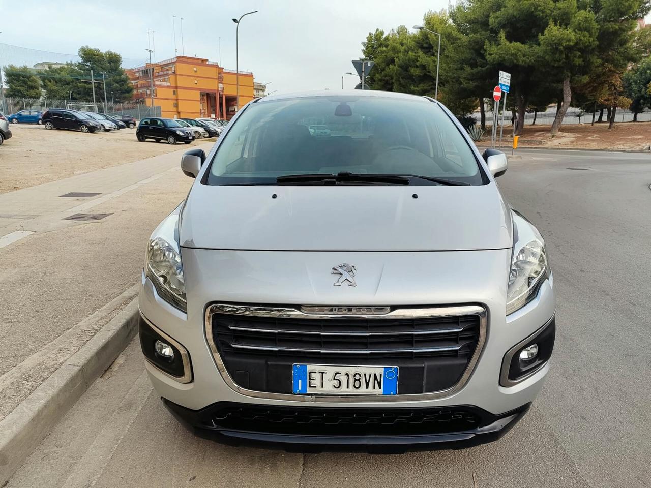 Peugeot 3008 1.6 HDi 115CV PRONTA CONSEGNA