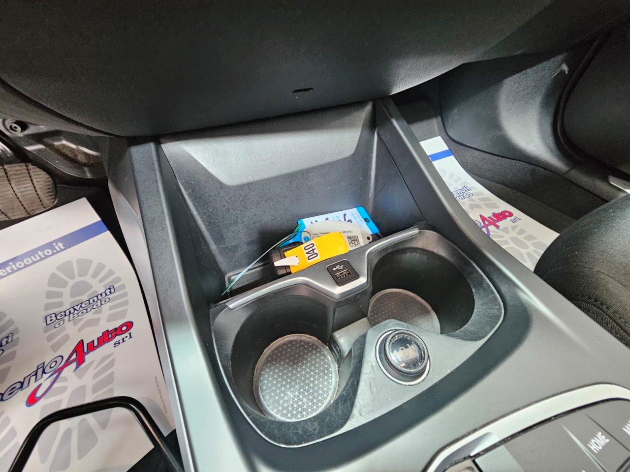 BMW 116 d Advantage auto + TETTO APRIBILE